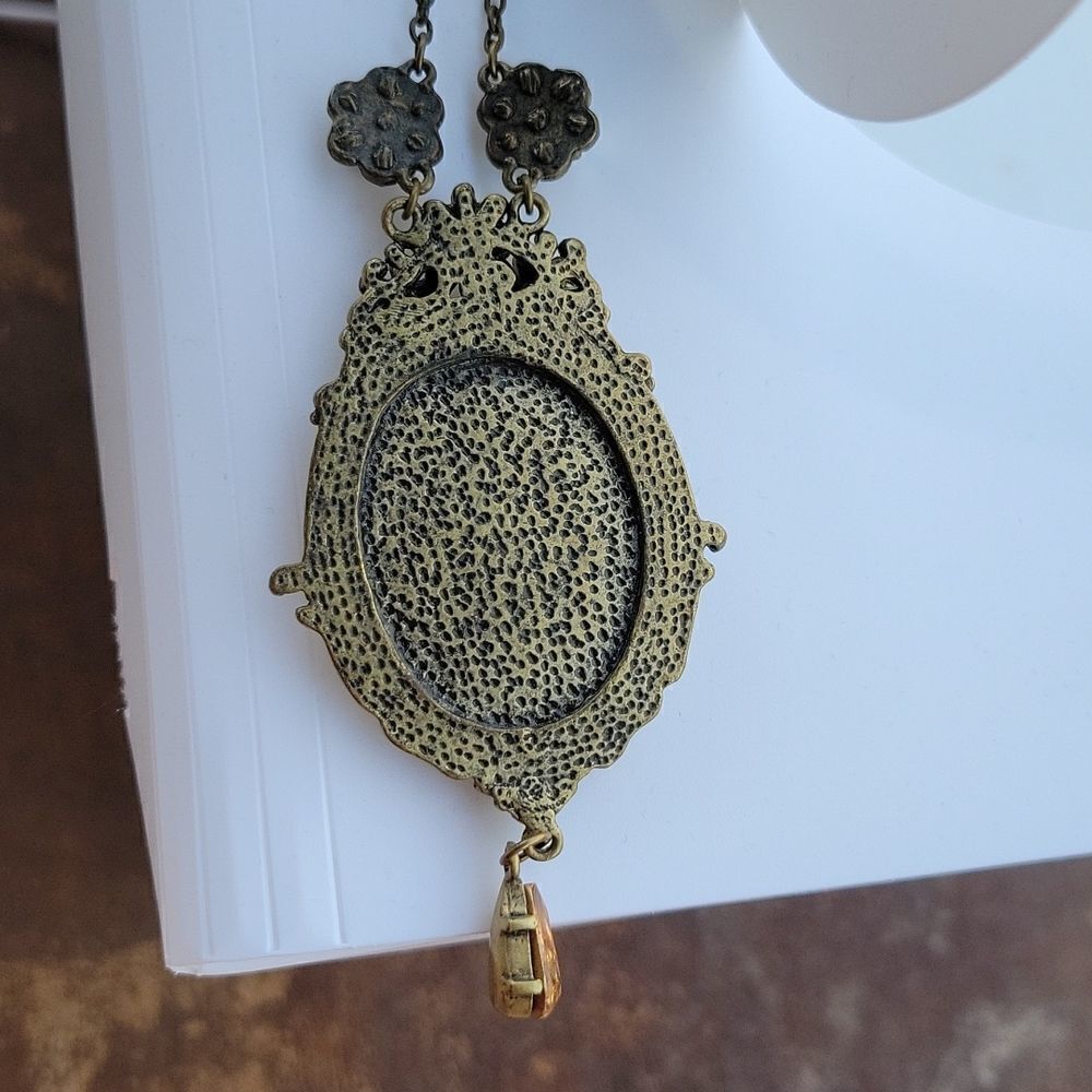 Vintage floral necklace - Picture 6 of 13